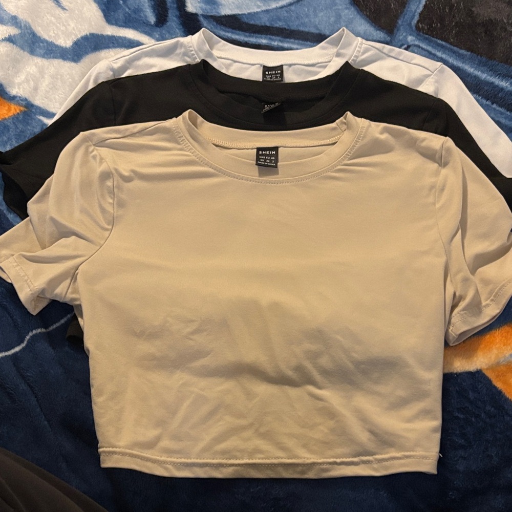 SHEIN White, Black, Tan Crop Top